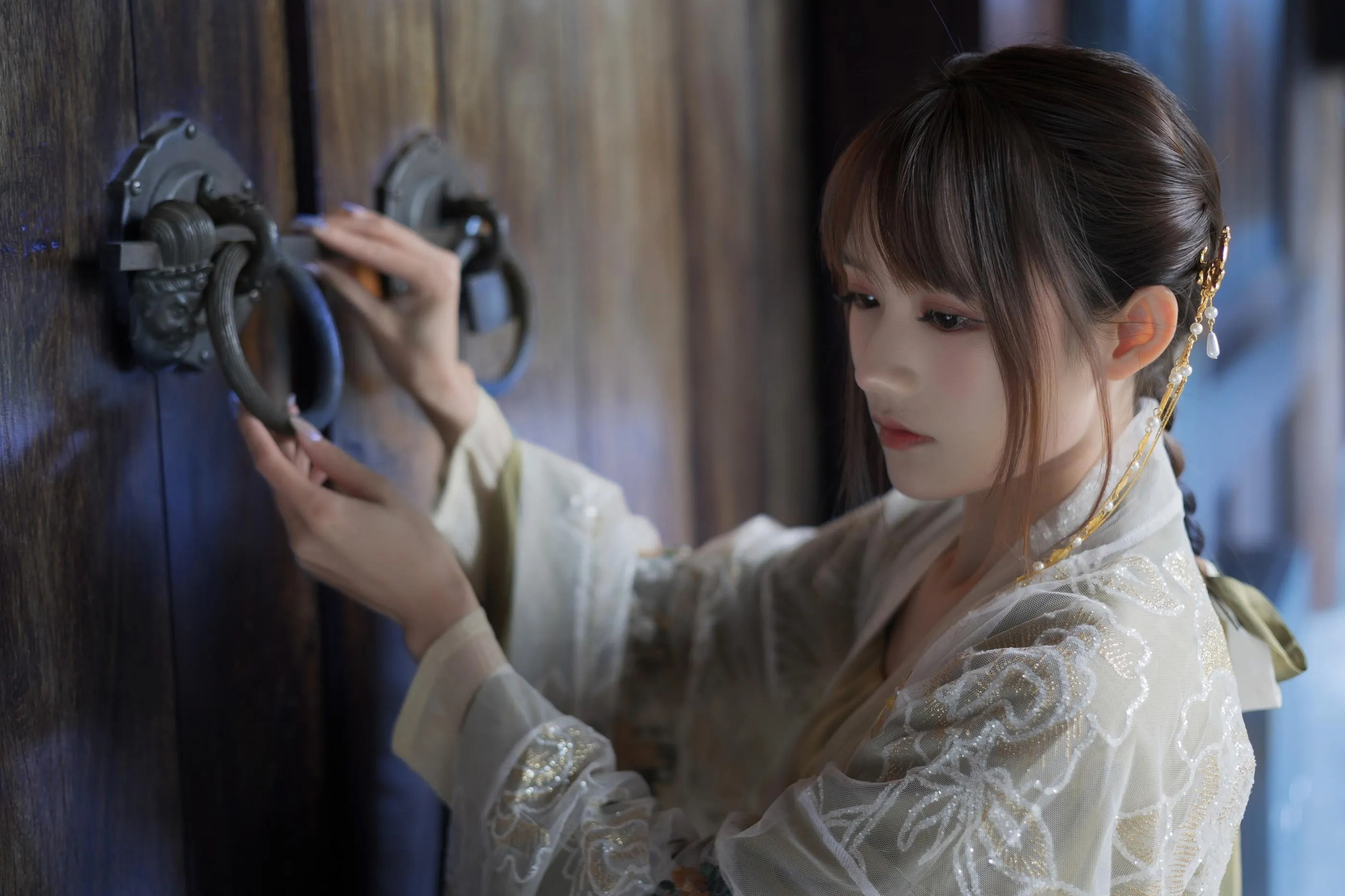 [艺图语] 2022.07.02 宫墙柳 兔子Zzz不吃胡萝卜 [44P]插图8